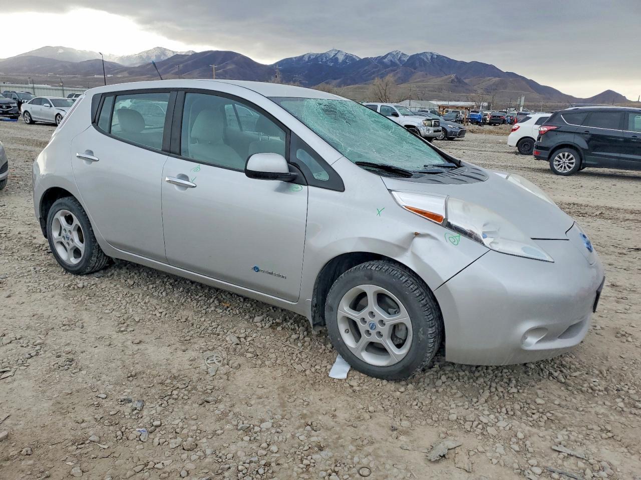 2014 Nissan Leaf S - Фото 4
