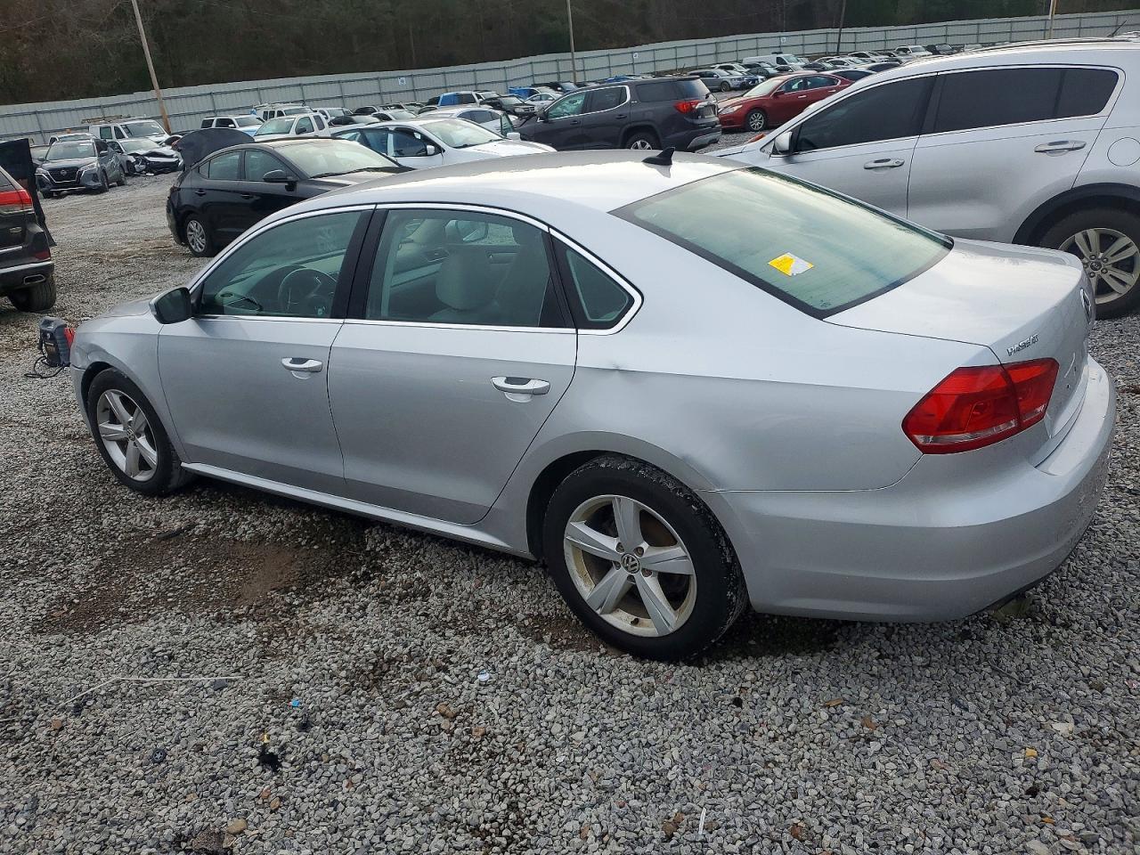 2015 Volkswagen Passat S - Image 2