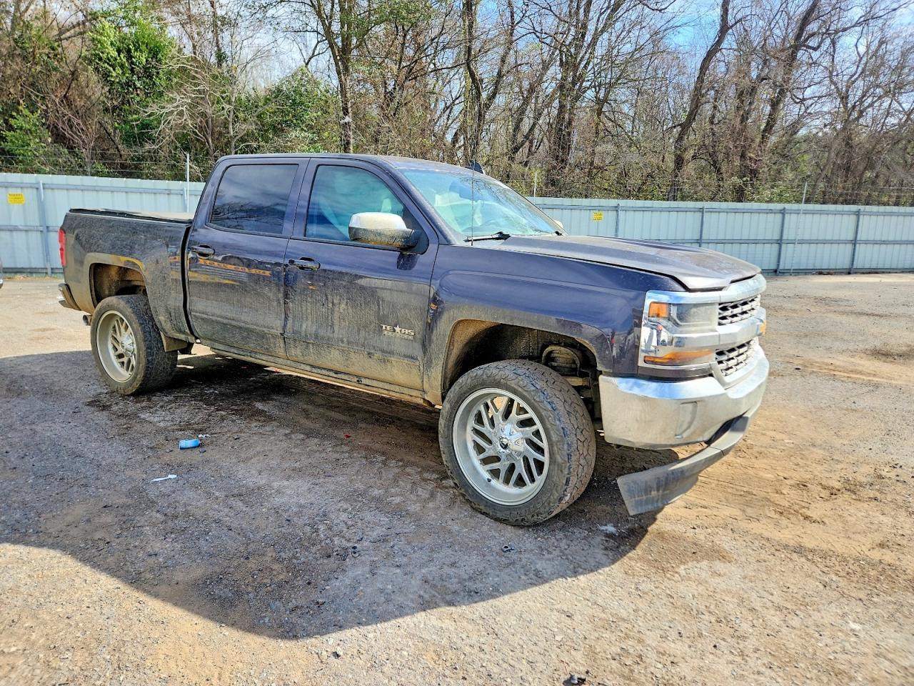 2016 Chevrolet Silverado C1500 Lt - Image 4