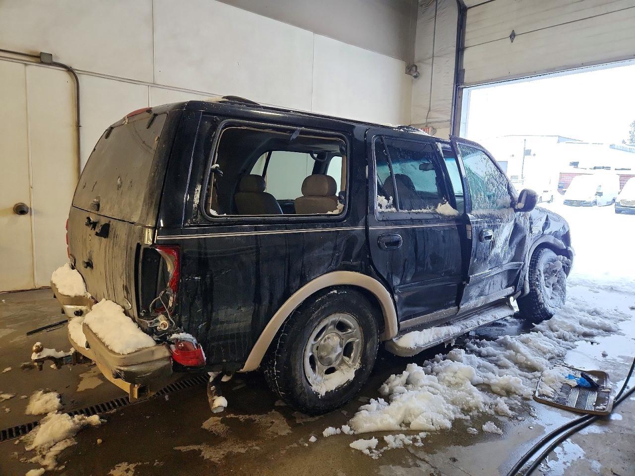 2002 Ford Expedition Eddie Bauer - Image 3