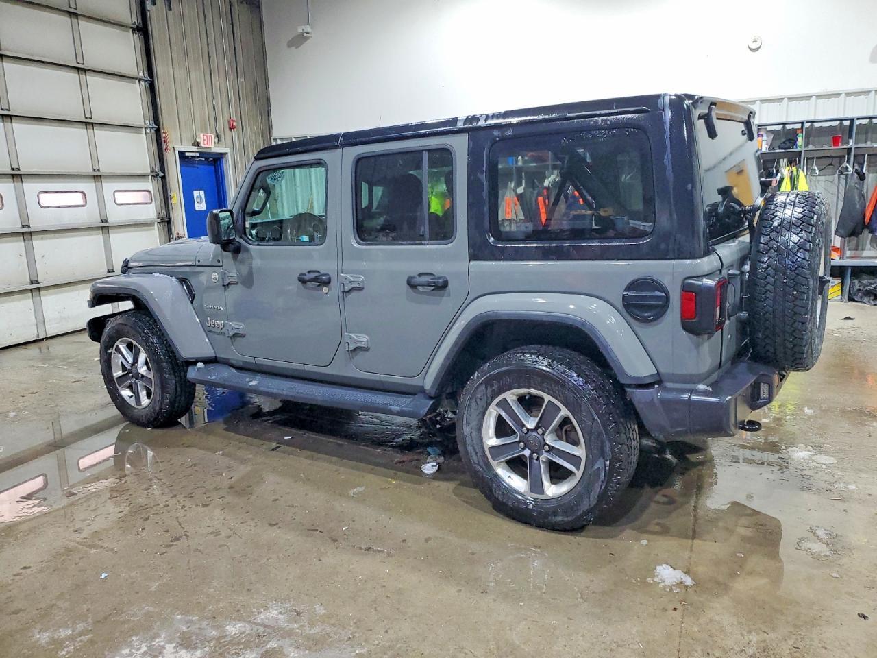 2019 Jeep Wrangler Unlimited Sahara - Фото 2