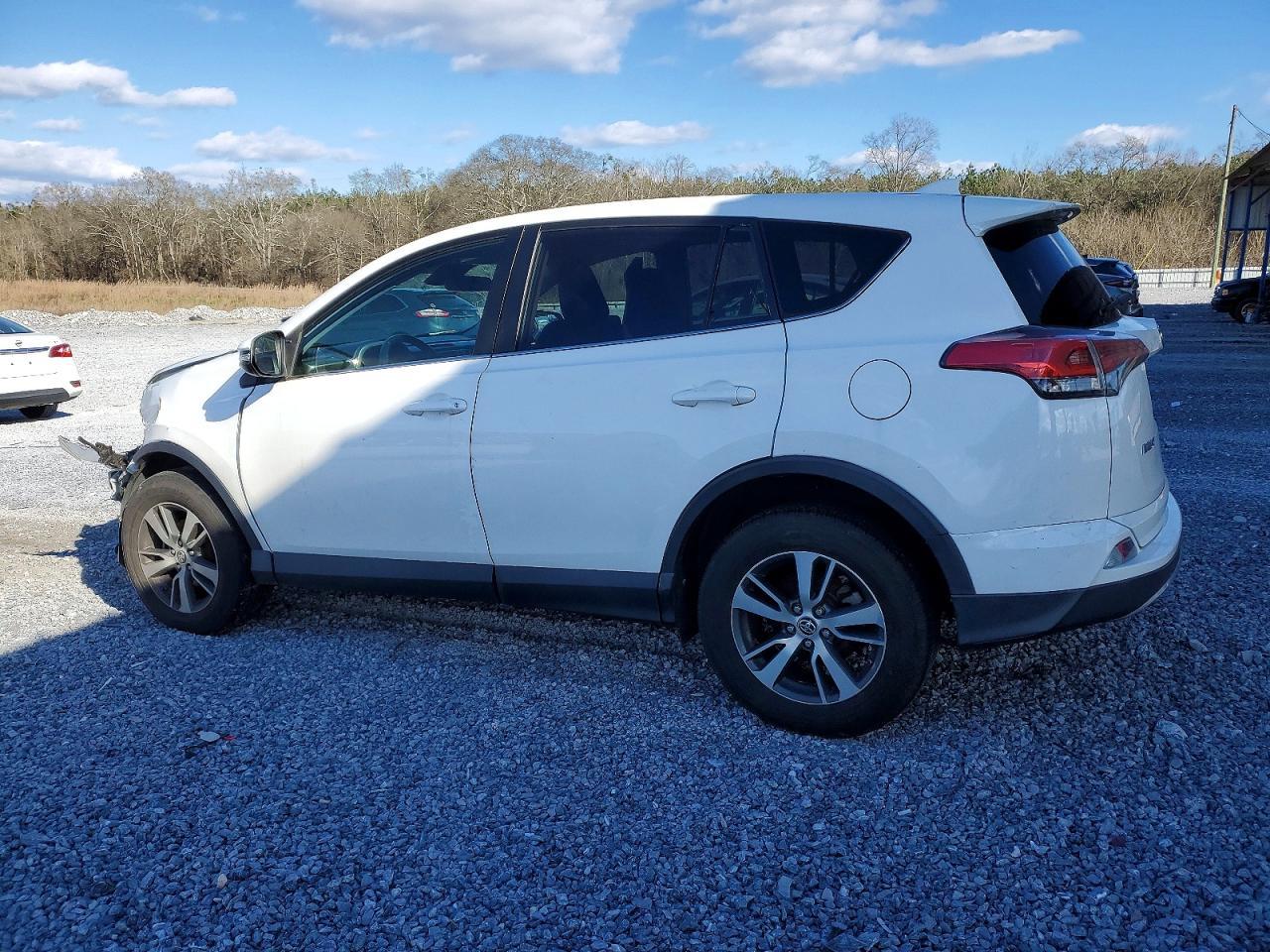 2017 Toyota Rav4 Xle - Фото 2
