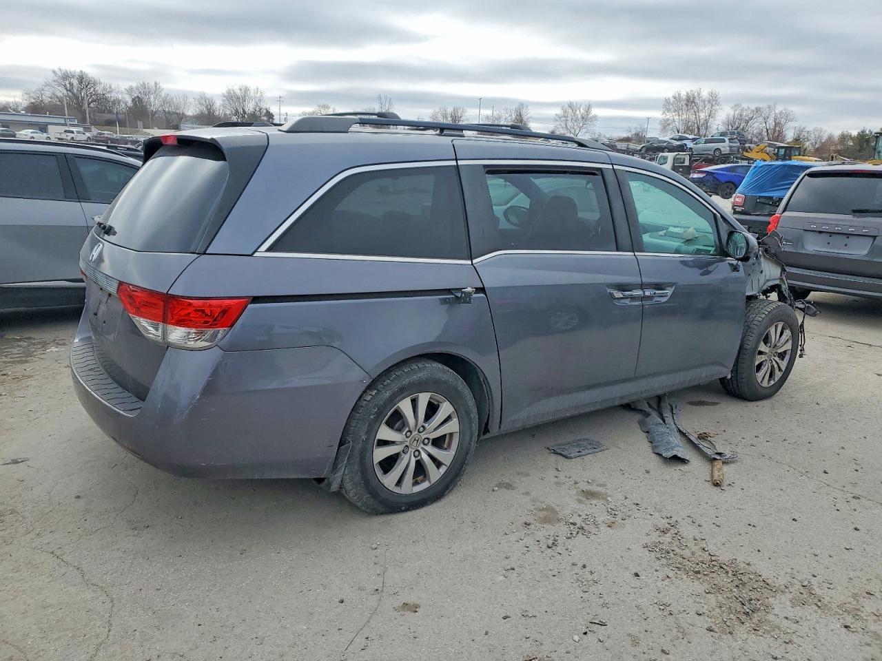 2014 Honda Odyssey Exl - Image 3