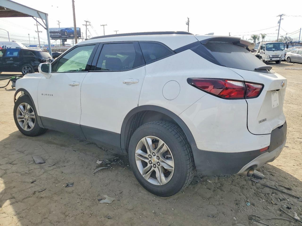 2020 Chevrolet Blazer 2Lt - Image 2
