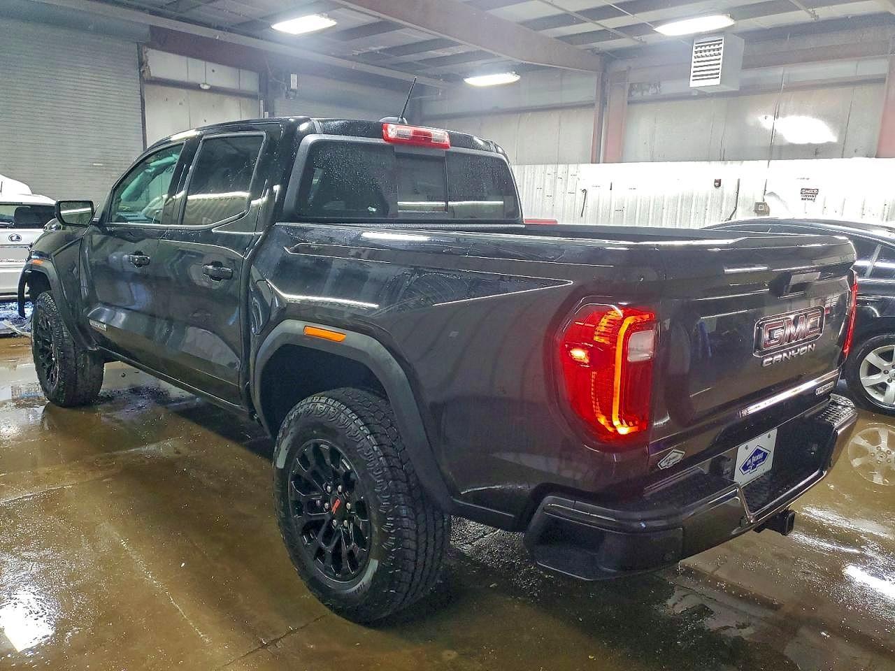 2026 GMC Canyon Elevation - Image 2