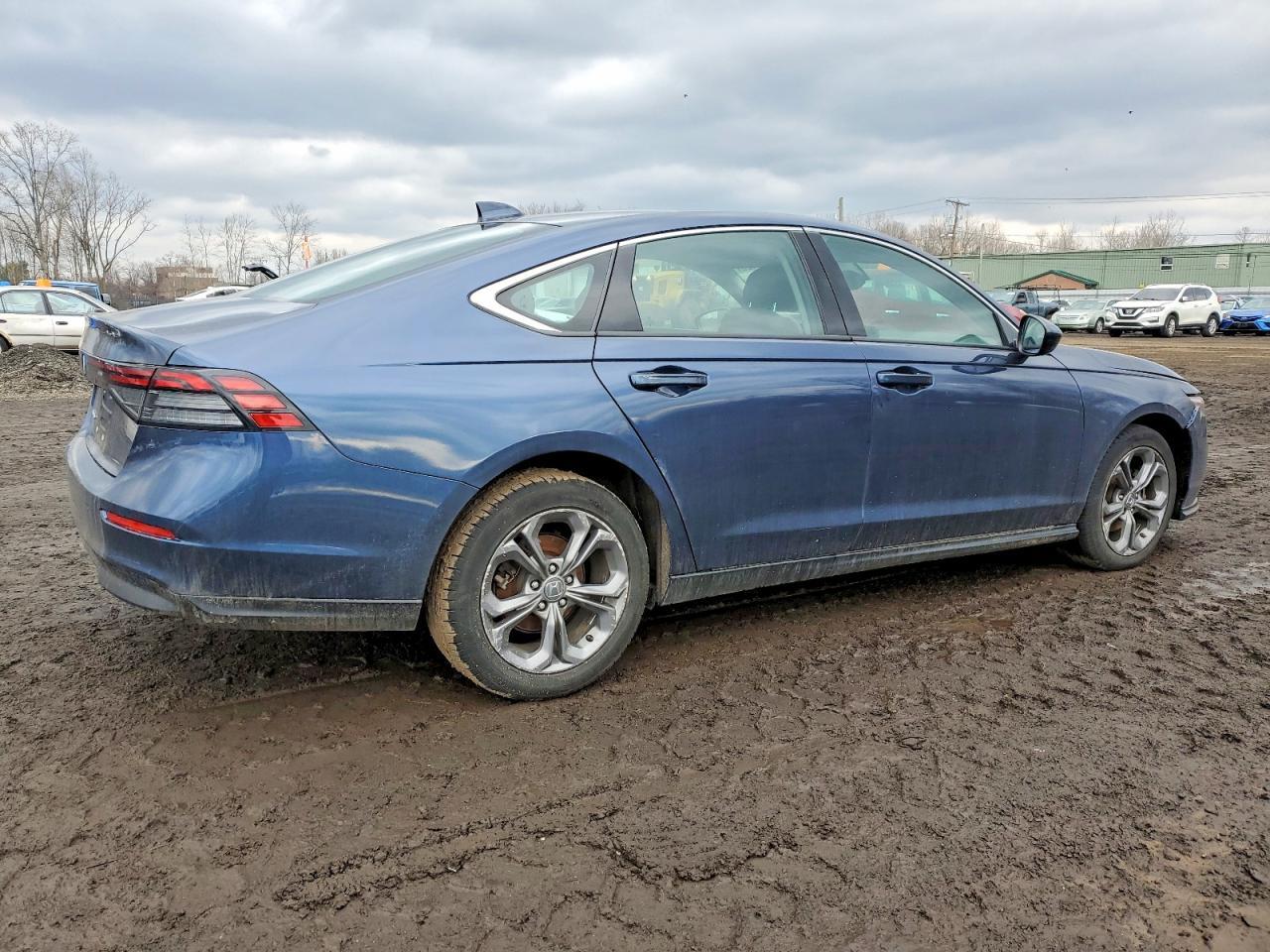 2023 Honda Accord Ex - Фото 3