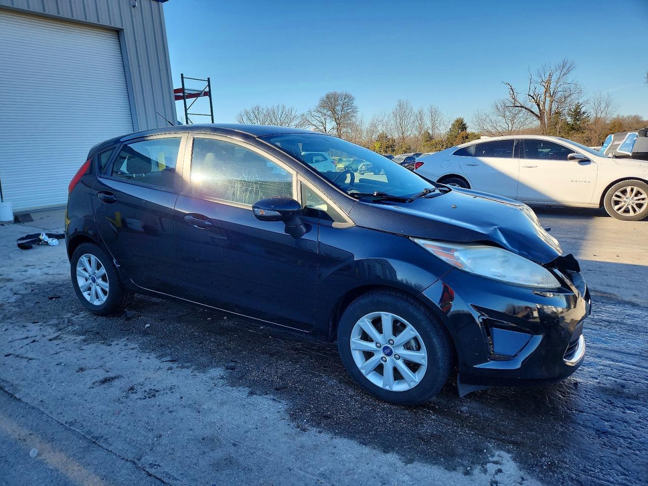 2013 Ford Fiesta Se - Фото 4