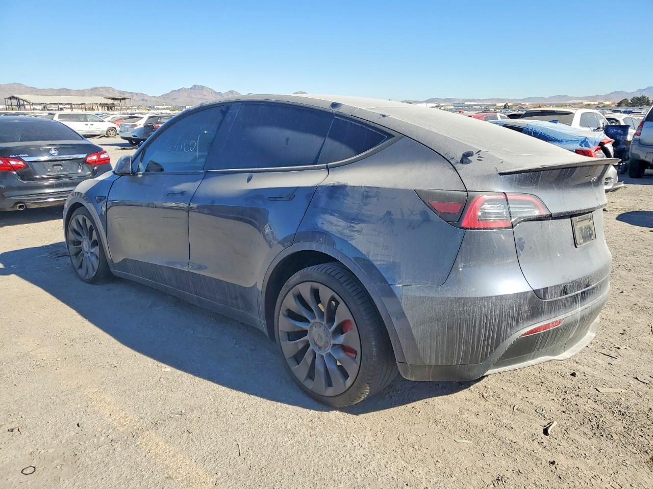 2022 Tesla Model Y - Фото 2