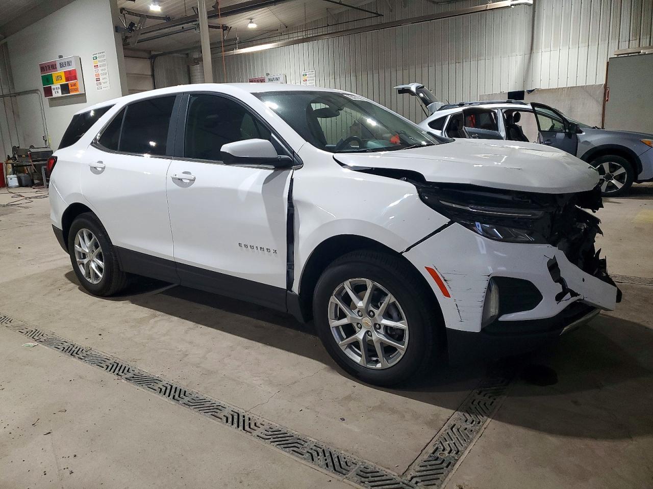 2024 Chevrolet Equinox Lt - Image 4