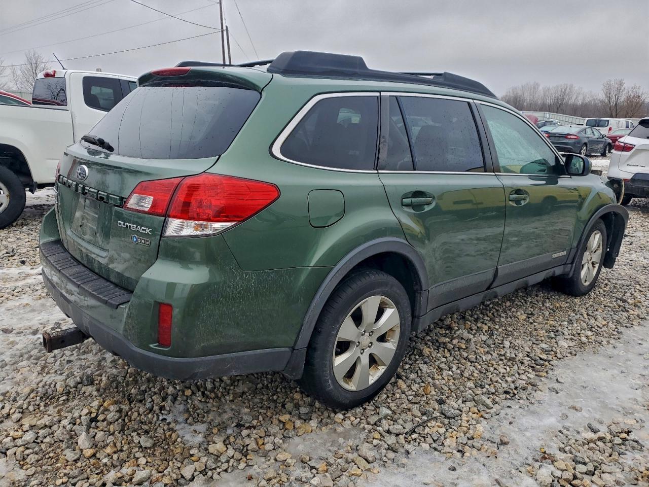 2010 Subaru Outback 2.5I Premium - Фото 3