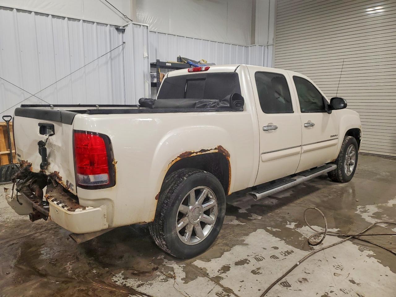 2011 GMC Sierra K1500 Denali - Фото 3