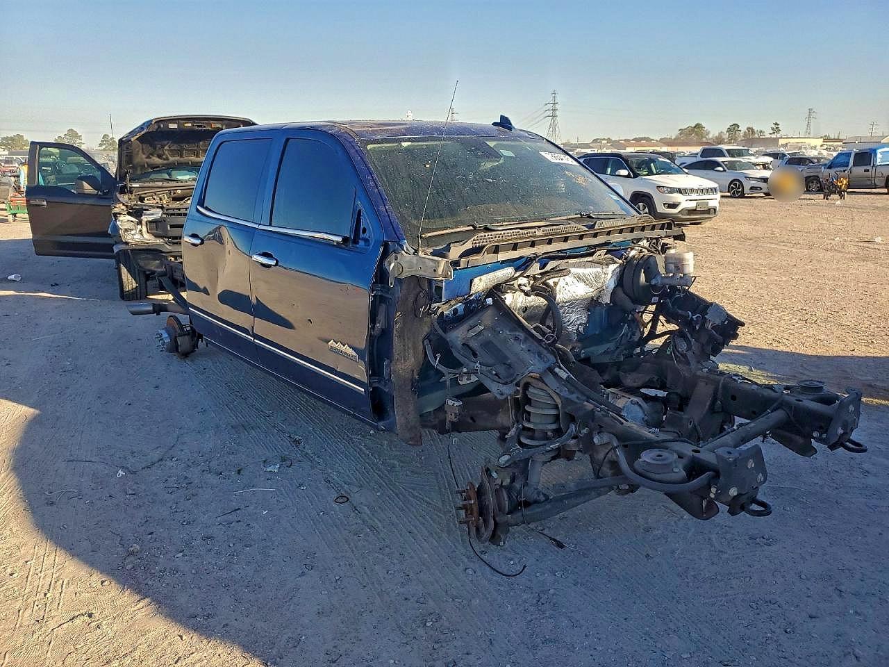 2017 Chev Silverado K1500 High Country - Image 4