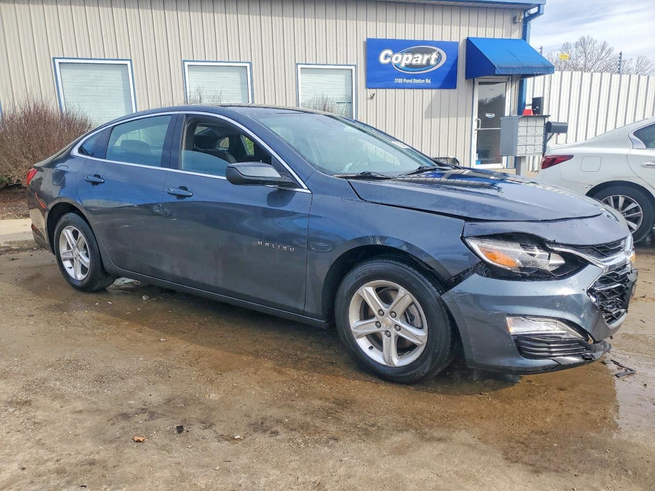 2020 Chevrolet Malibu Ls - Фото 4