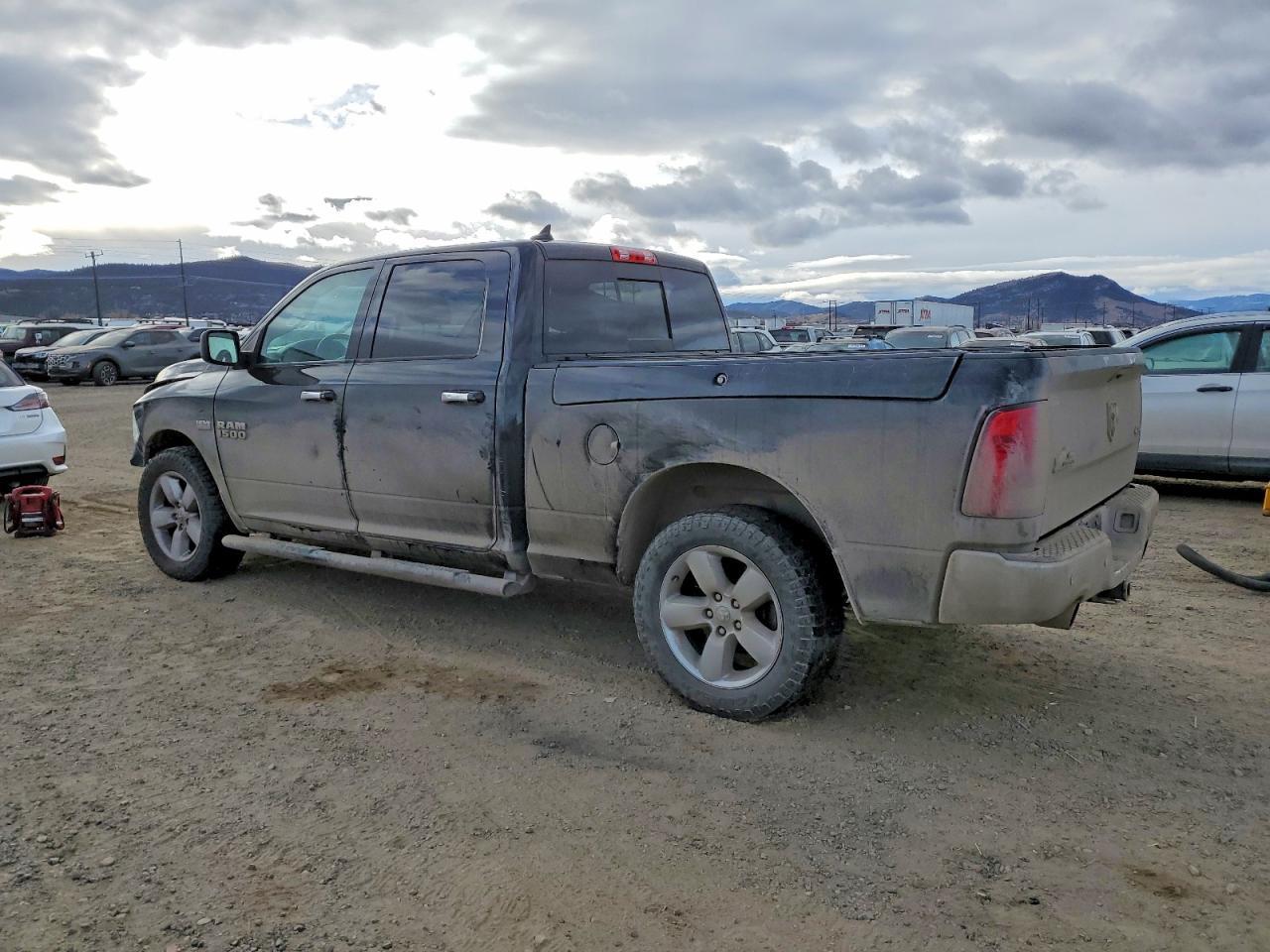 2017 Ram 1500 Slt - Фото 2