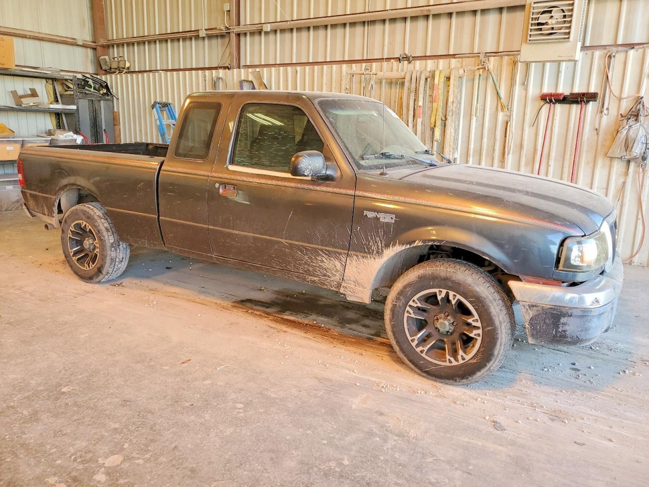 2004 Ford Ranger Super Cab - Image 4