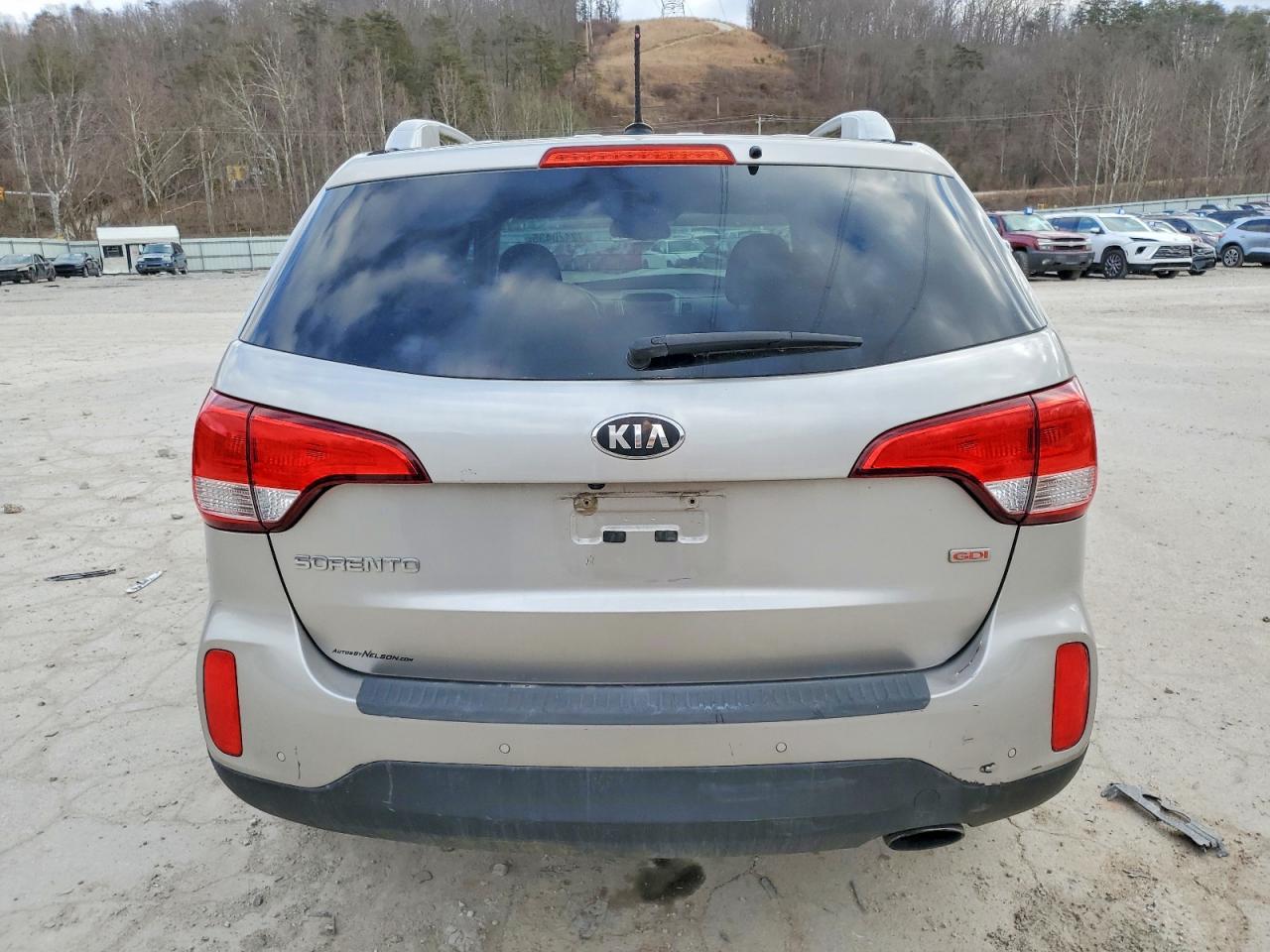 2014 Kia Sorento Lx - Image 6