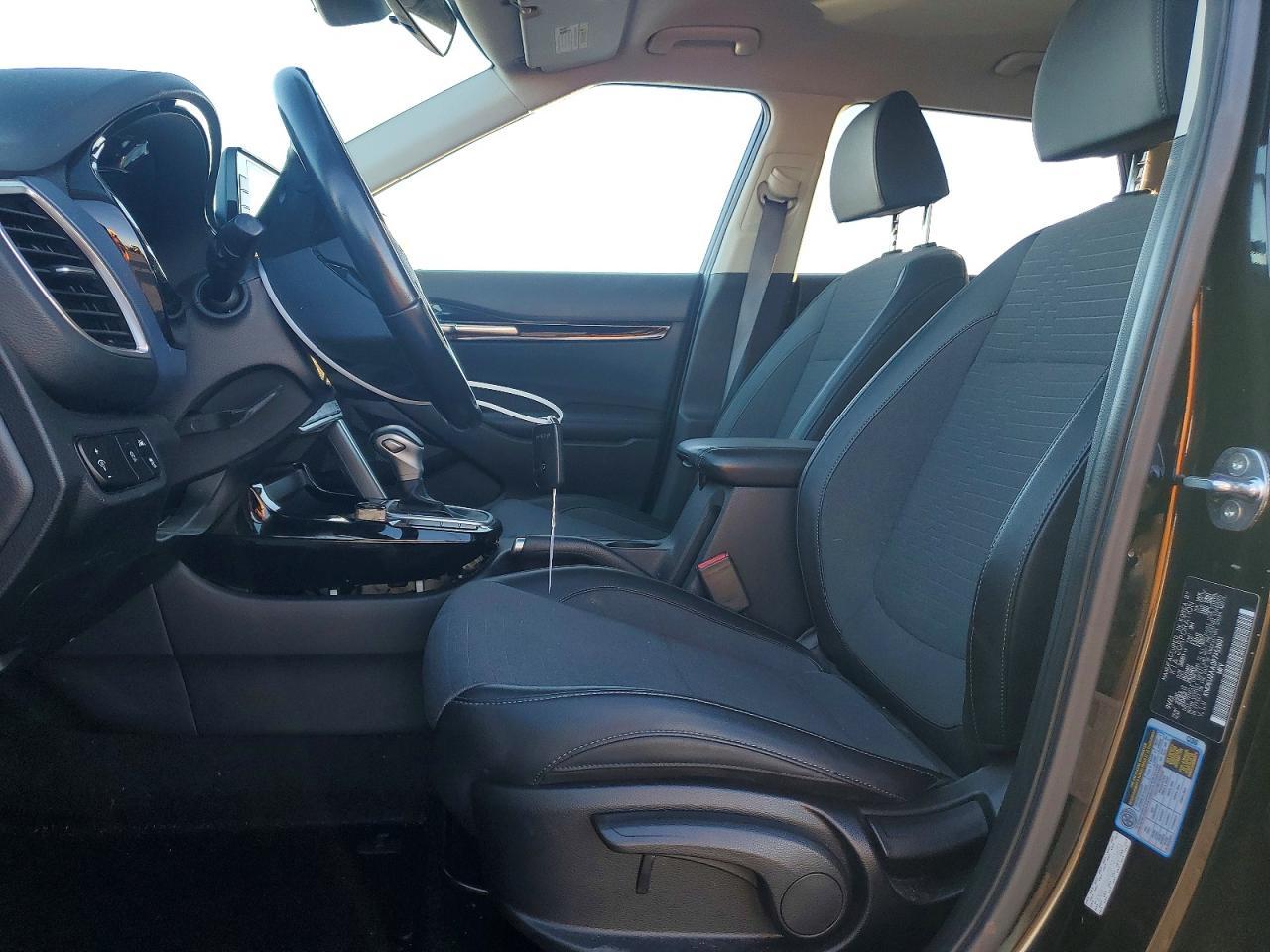 2023 Kia Seltos S - Фото 7