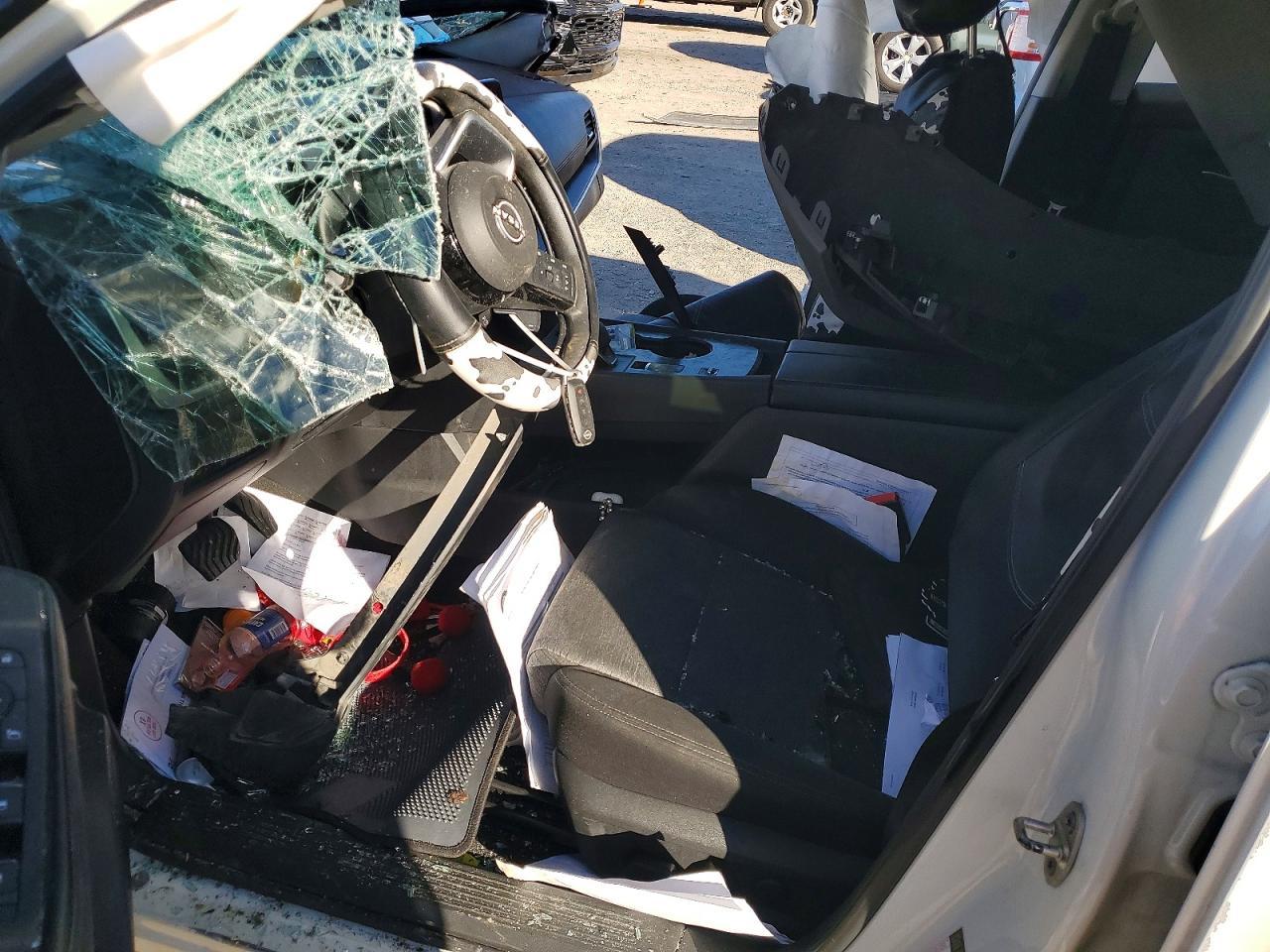 2023 Nissan Rogue Sv - Image 7