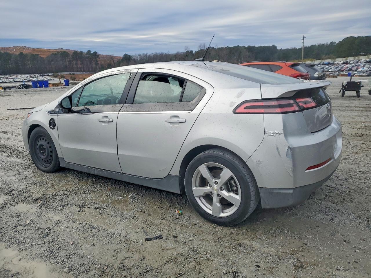 2013 Chevrolet Volt - Фото 2