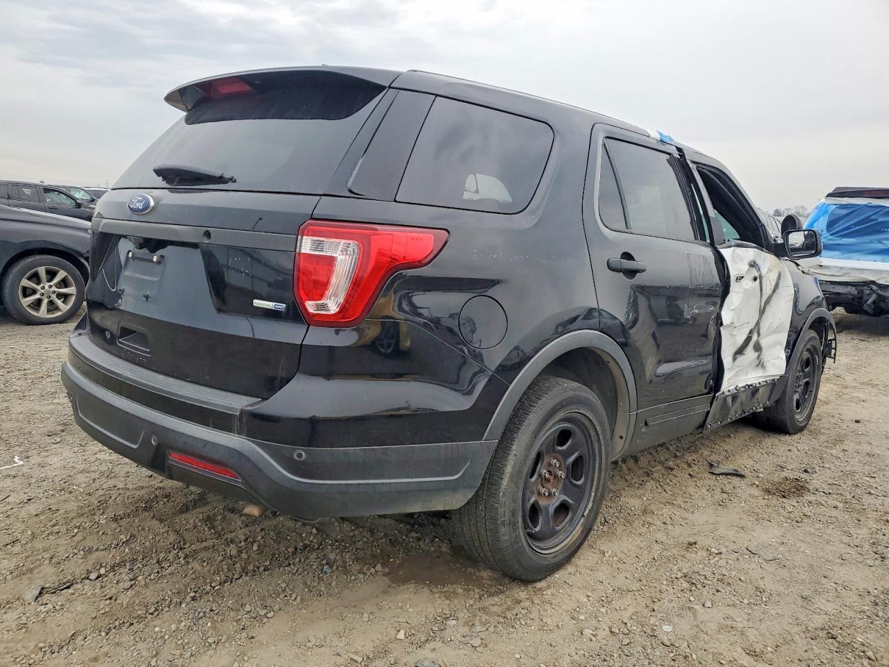 2018 Ford Explorer Police Interceptor - Image 3