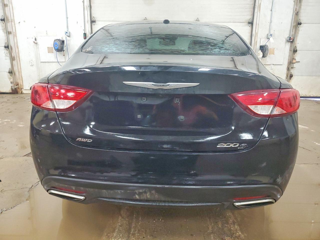2016 Chrysler 200 S - Фото 6