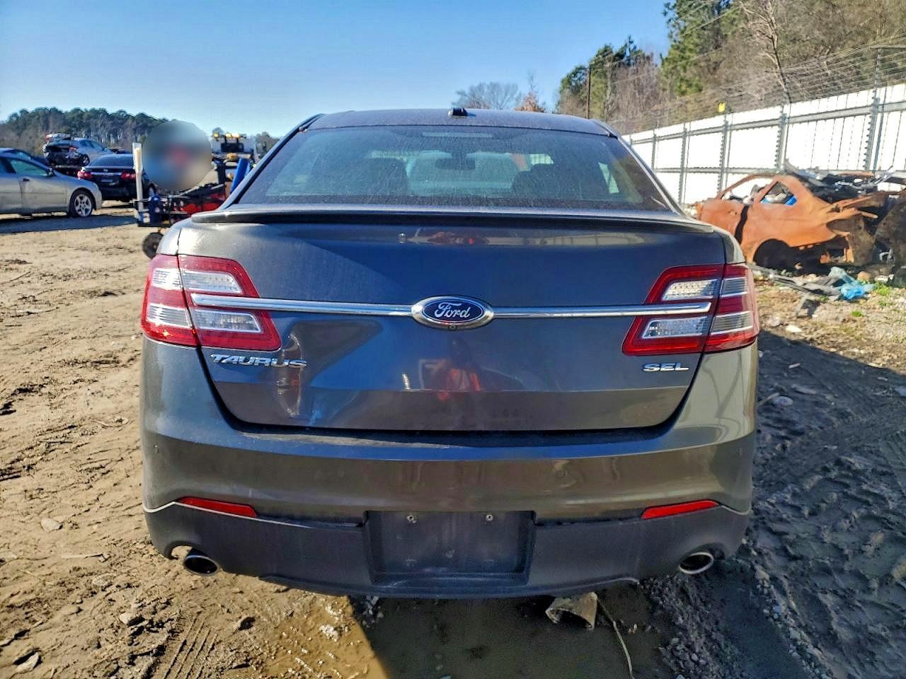 2018 Ford Taurus Sel - Image 6