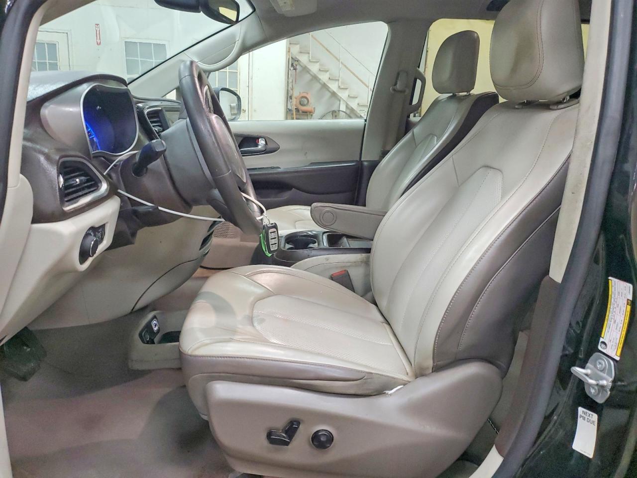2020 Chrysler Voyager Lxi - Фото 7