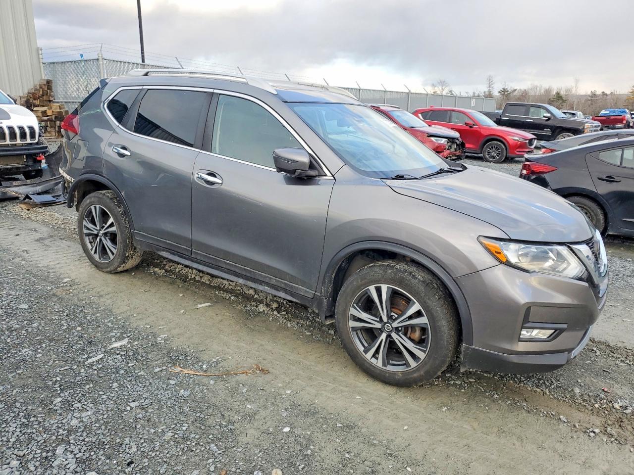 2019 Nissan Rogue S - Фото 4