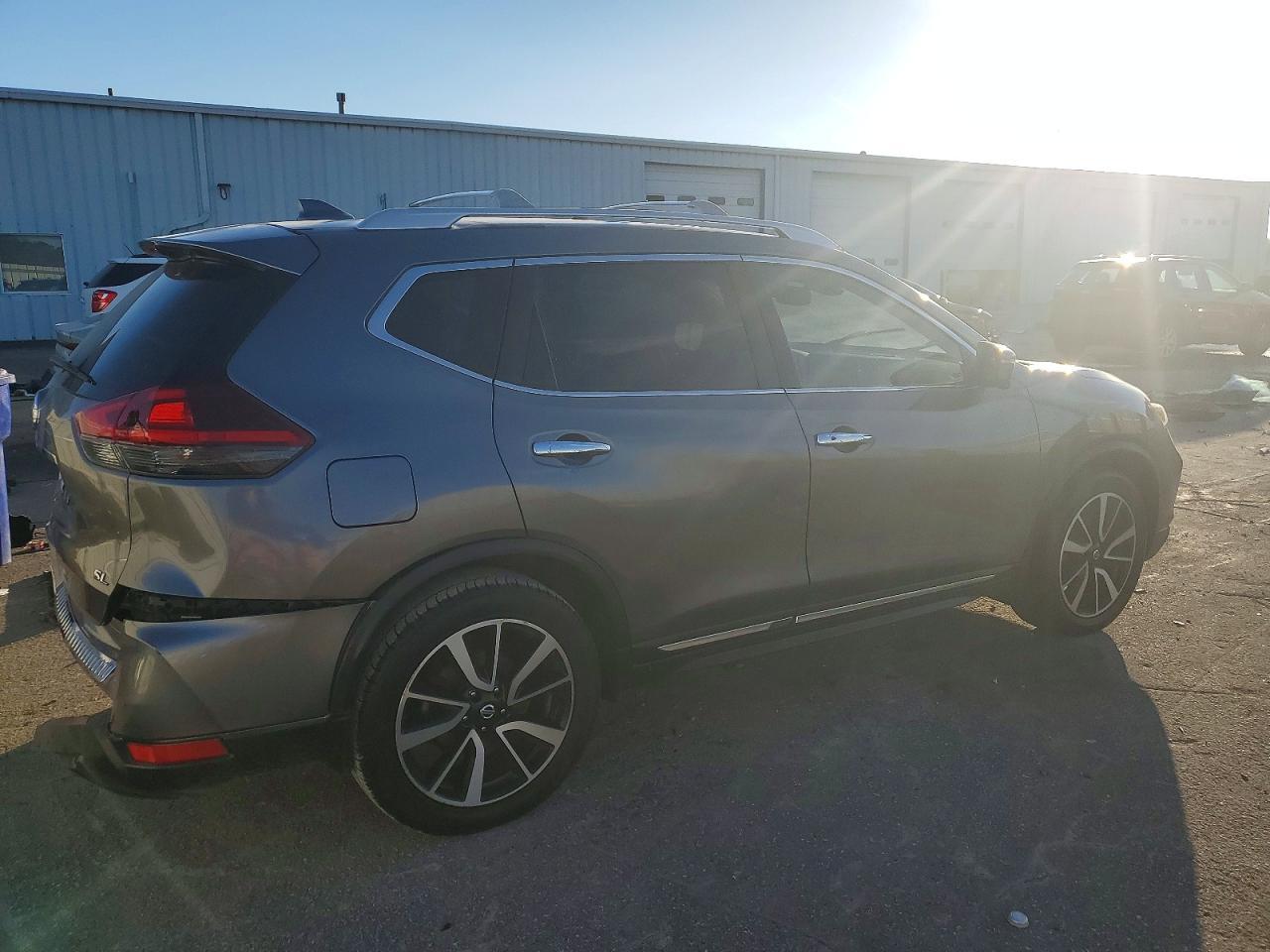 2018 Nissan Rogue Sl - Фото 3
