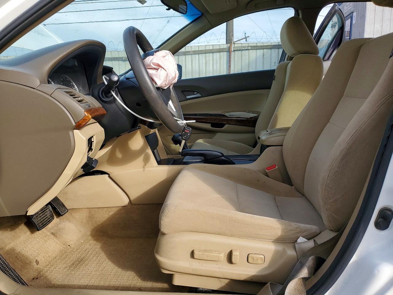 2010 Honda Accord - Image 7