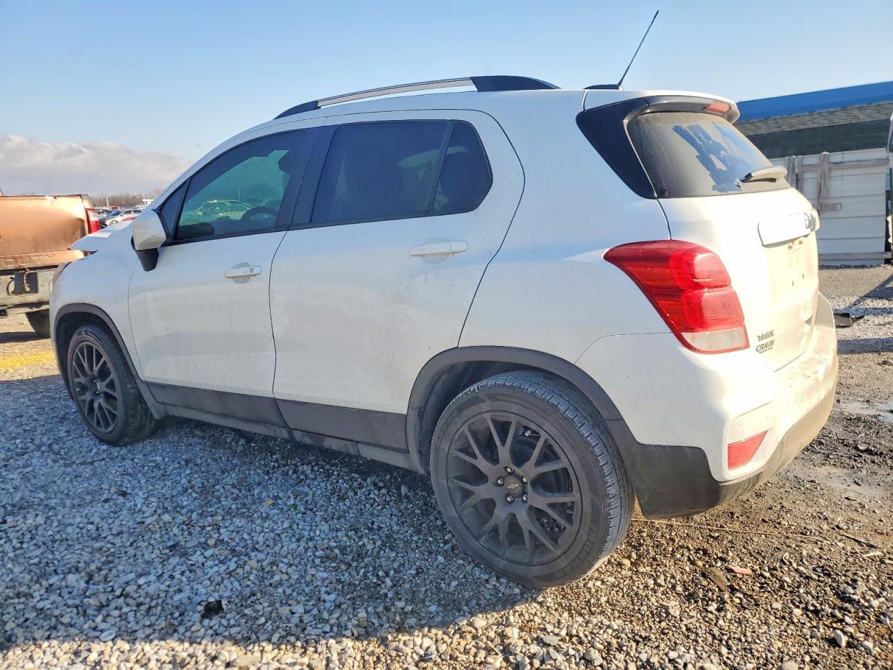 2022 Chevrolet Trax 1Lt - Image 2