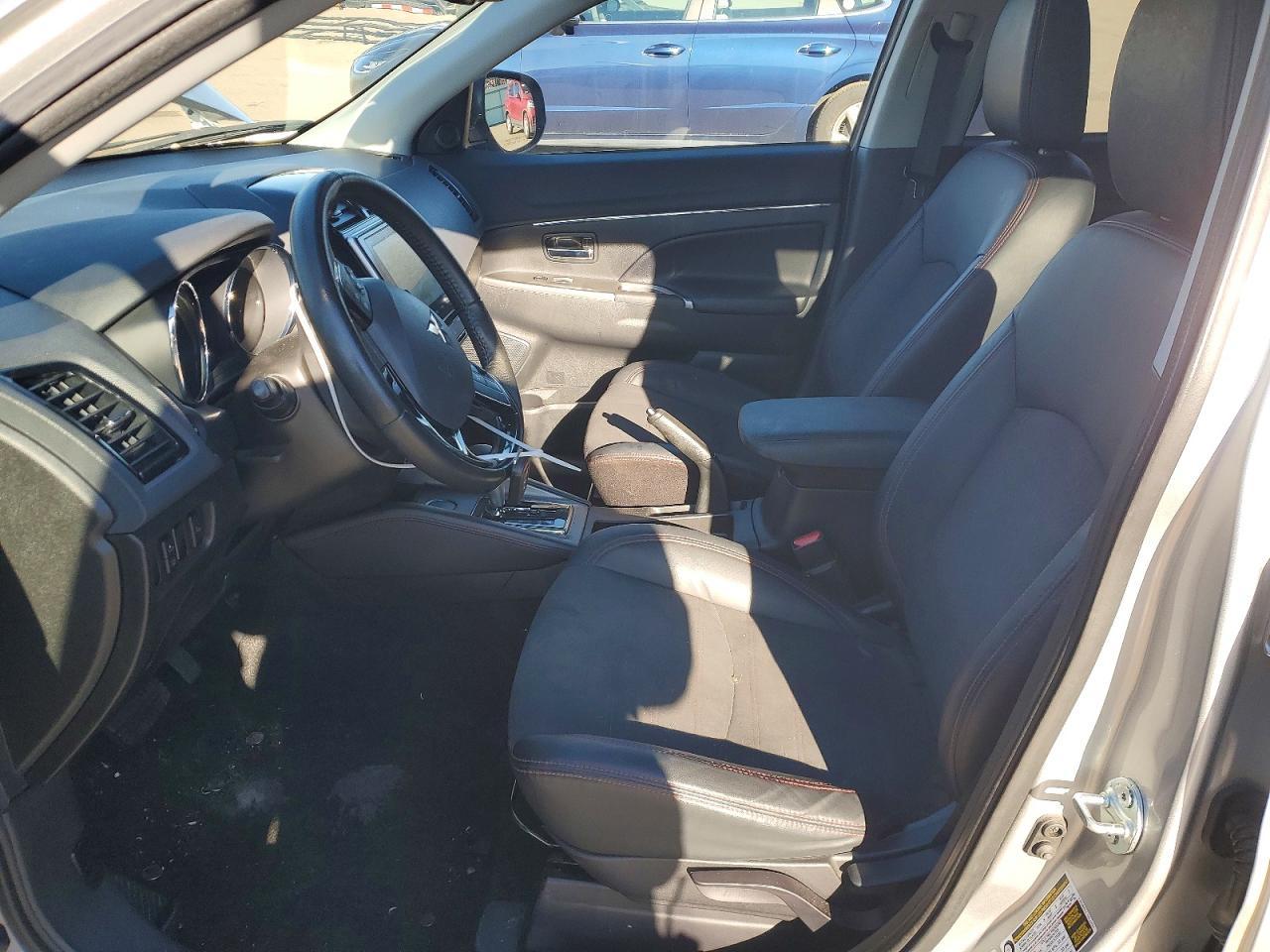 2022 Mitsubishi Outlander Sport Se - Фото 7