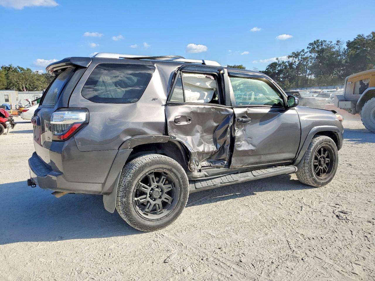 2016 Toyota 4Runner Sr5/Sr5 Premium - Фото 3