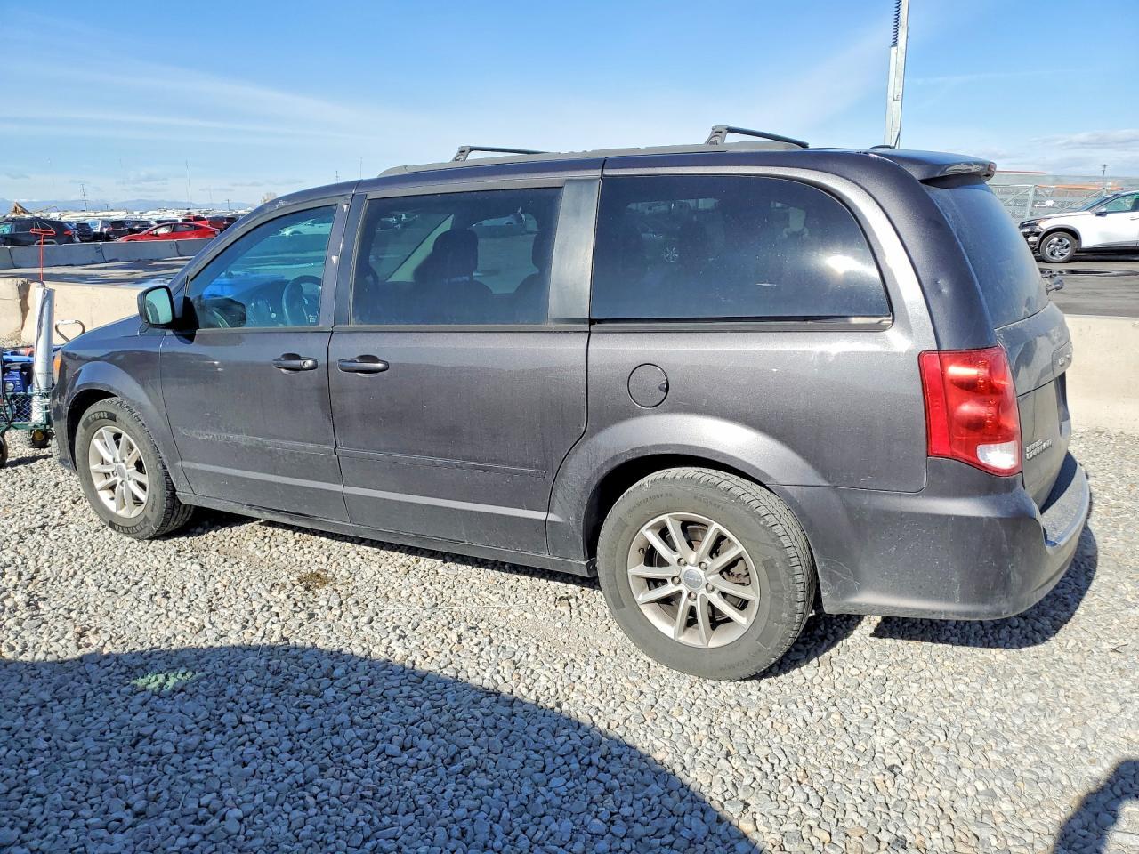2016 Dodge Grand Caravan Sxt - Фото 2