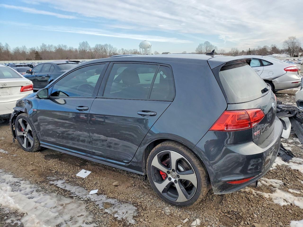 2016 Volkswagen Gti S/Se - Image 2