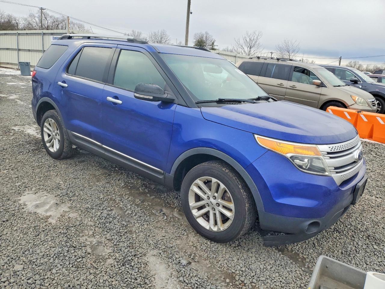 2015 Ford Explorer Xlt - Фото 4