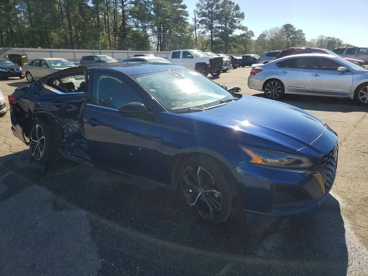 2024 Nissan Altima 2.5 Sr - Фото 4