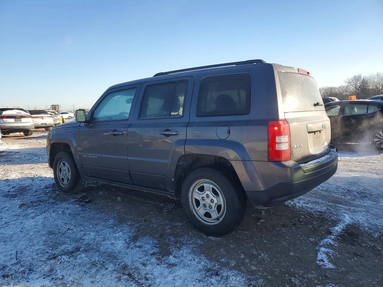 2016 Jeep Patriot Sport - Фото 2
