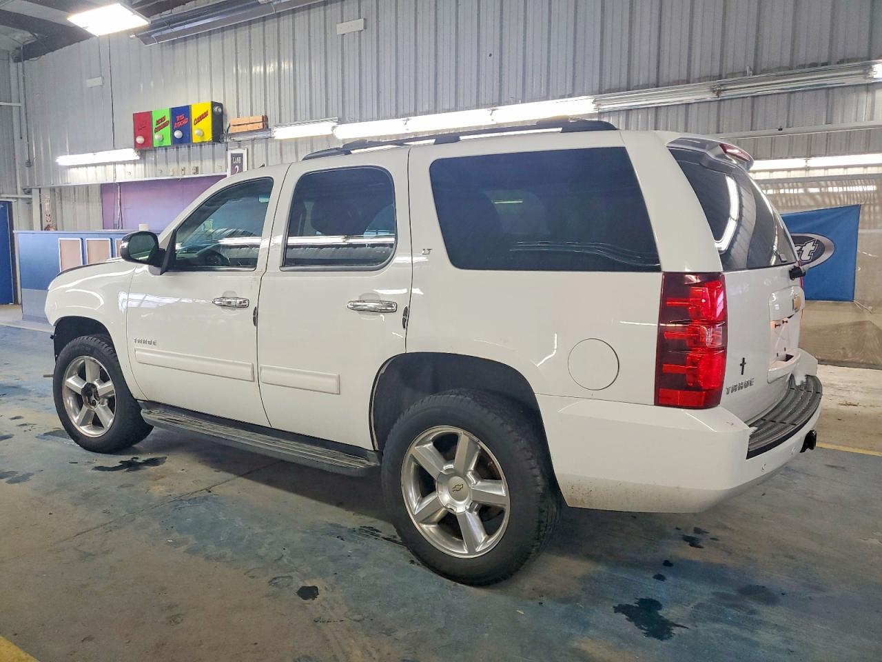 2012 Chevrolet Tahoe K1500 Lt - Image 2