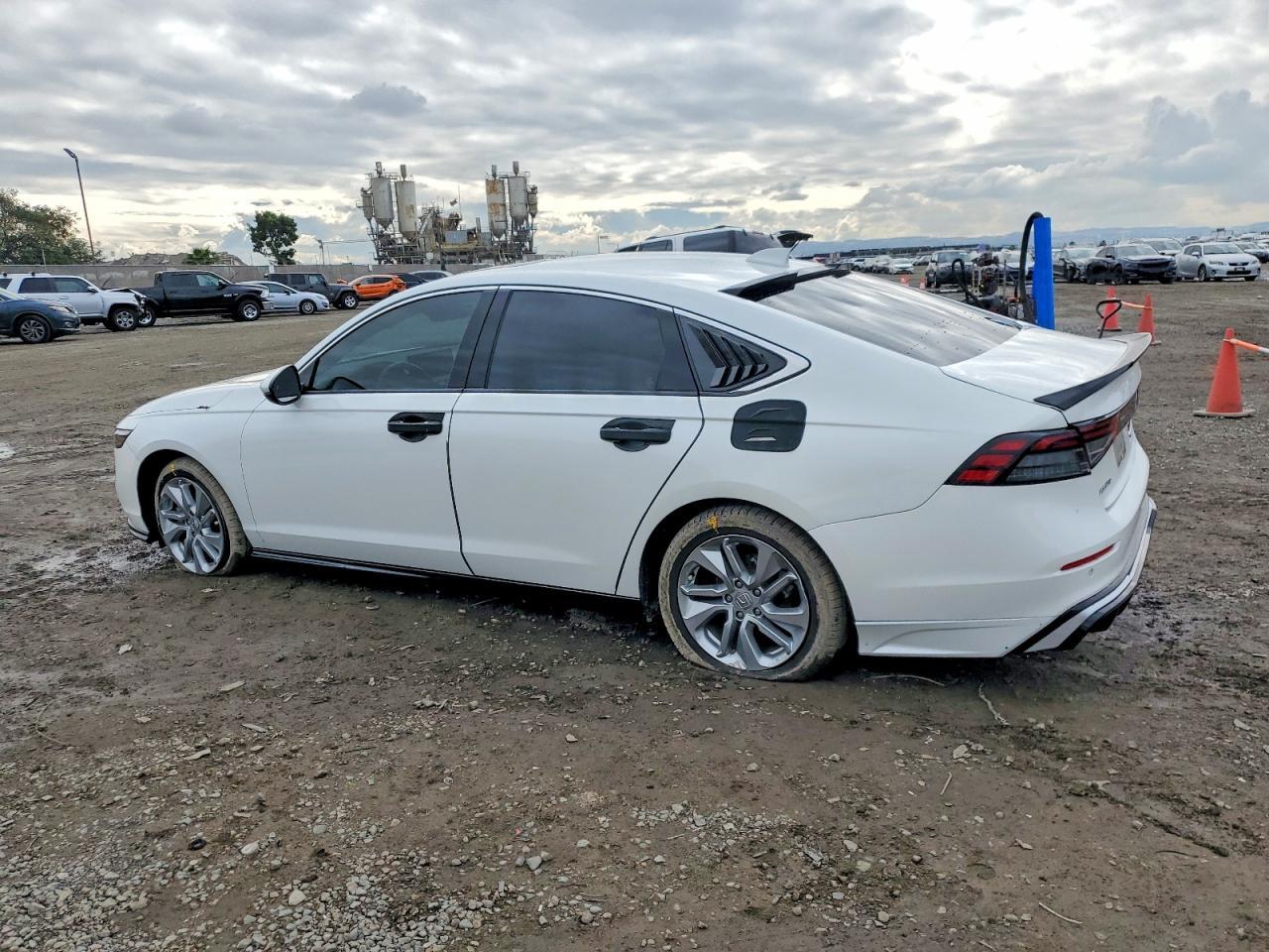 2023 Honda Accord Hybrid Exl - Фото 2