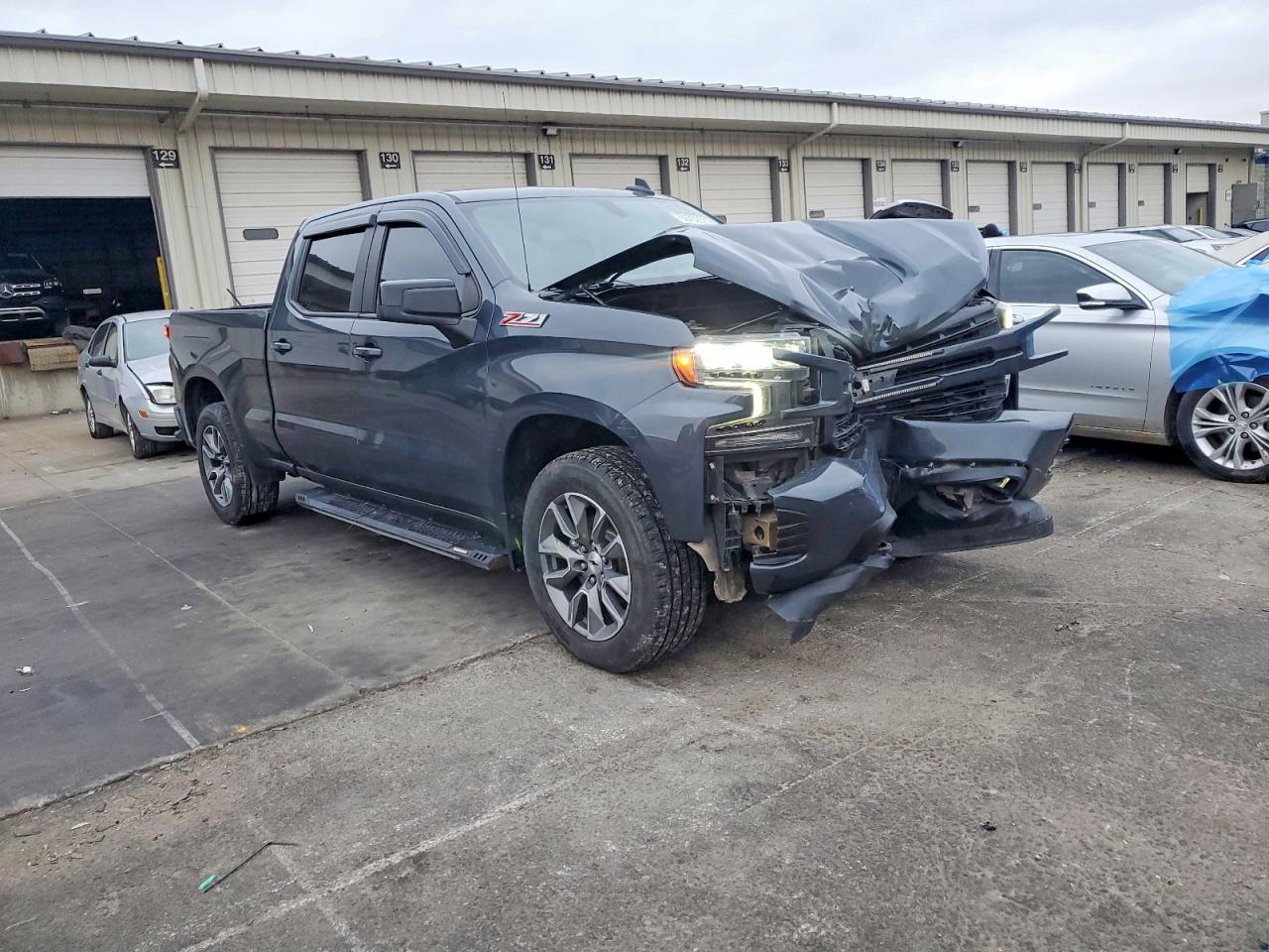 2021 Chevrolet Silverado K1500 Rst - Фото 4