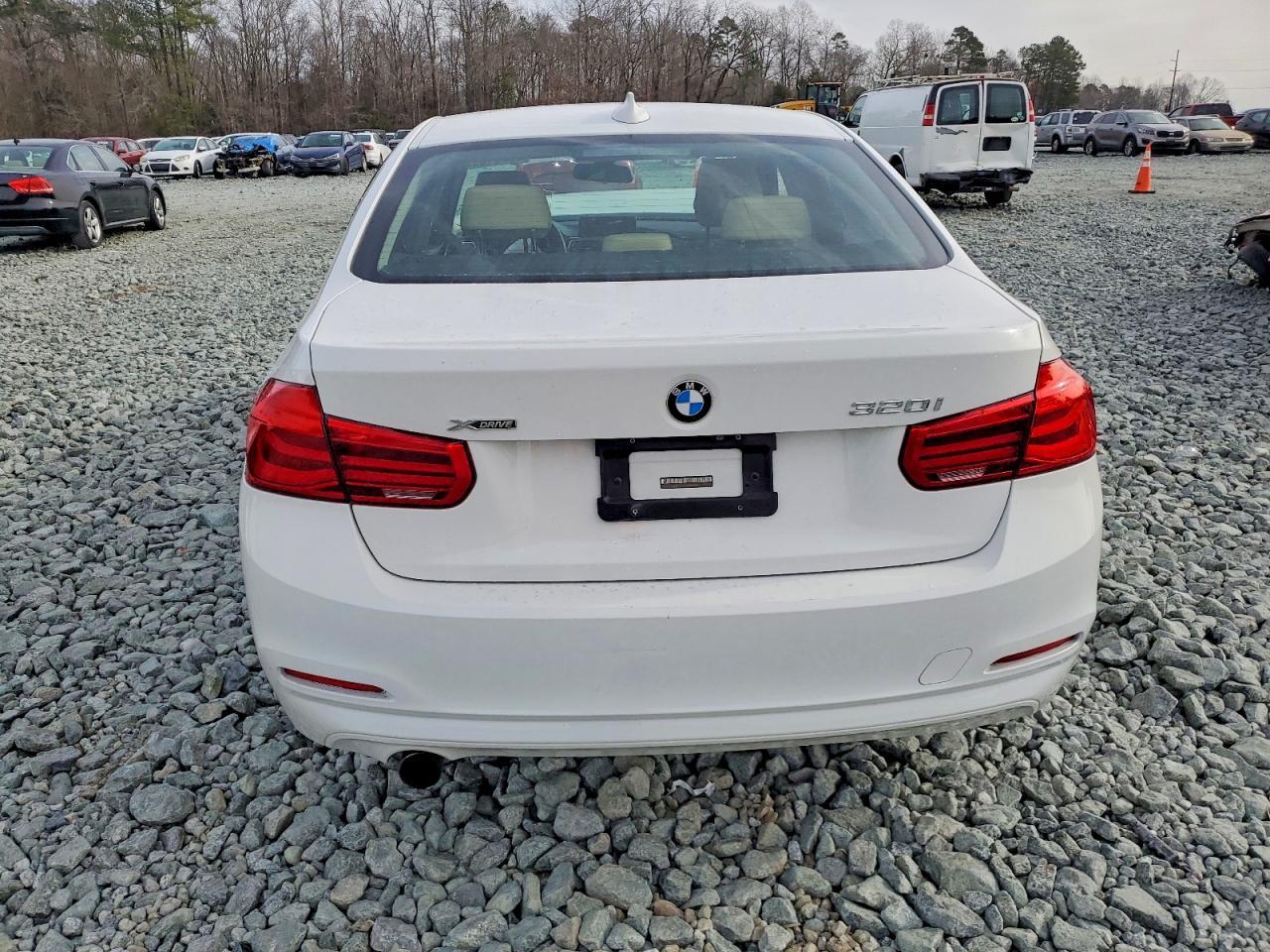 2018 BMW 320 Xi - Image 6