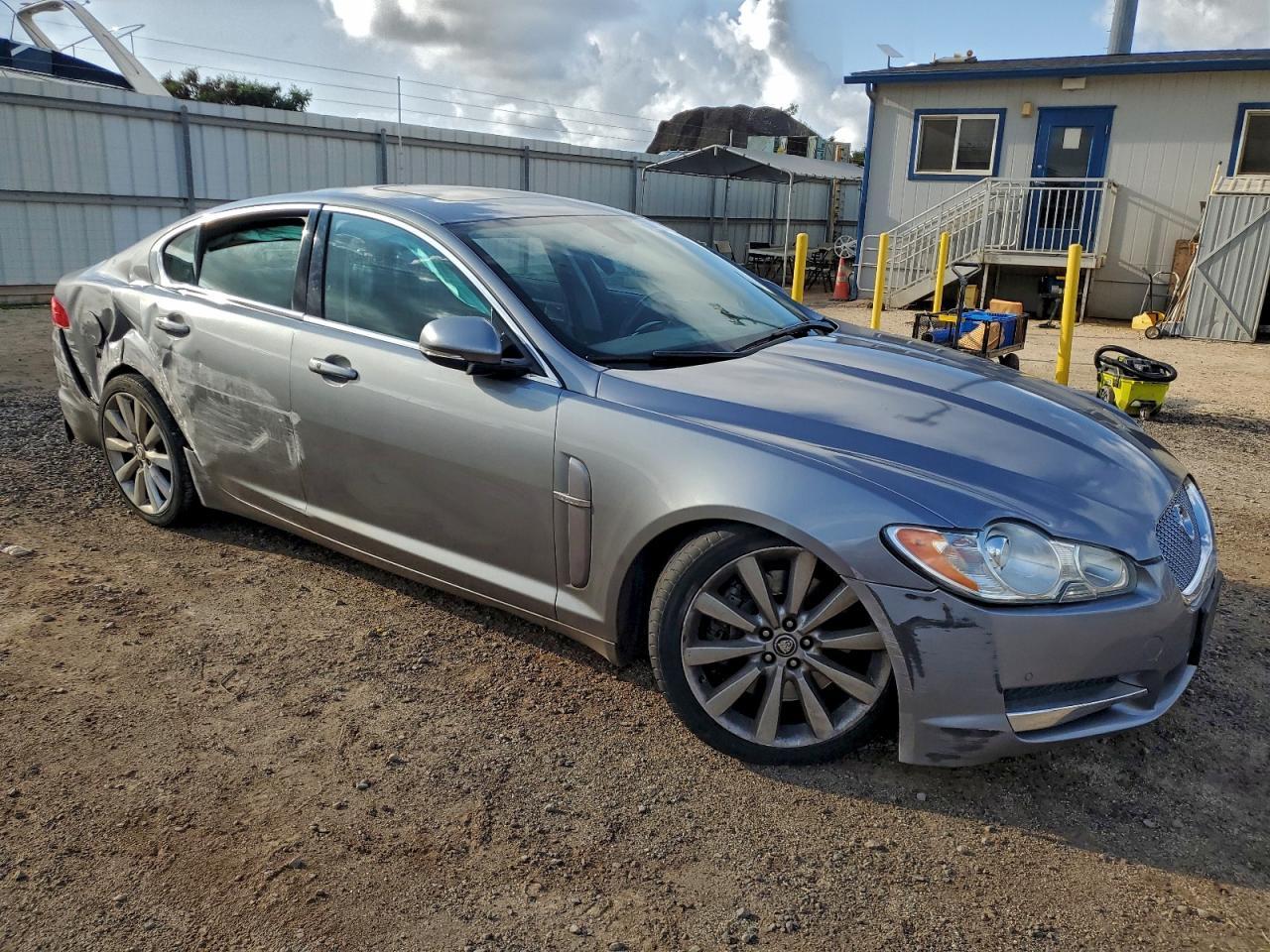 2011 Jaguar Xf Premium - Фото 4