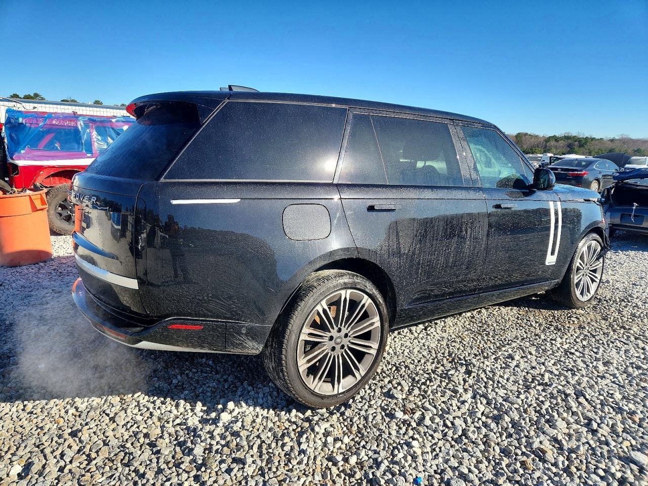 2024 Land Rover Range Rover Autobiography - Image 3