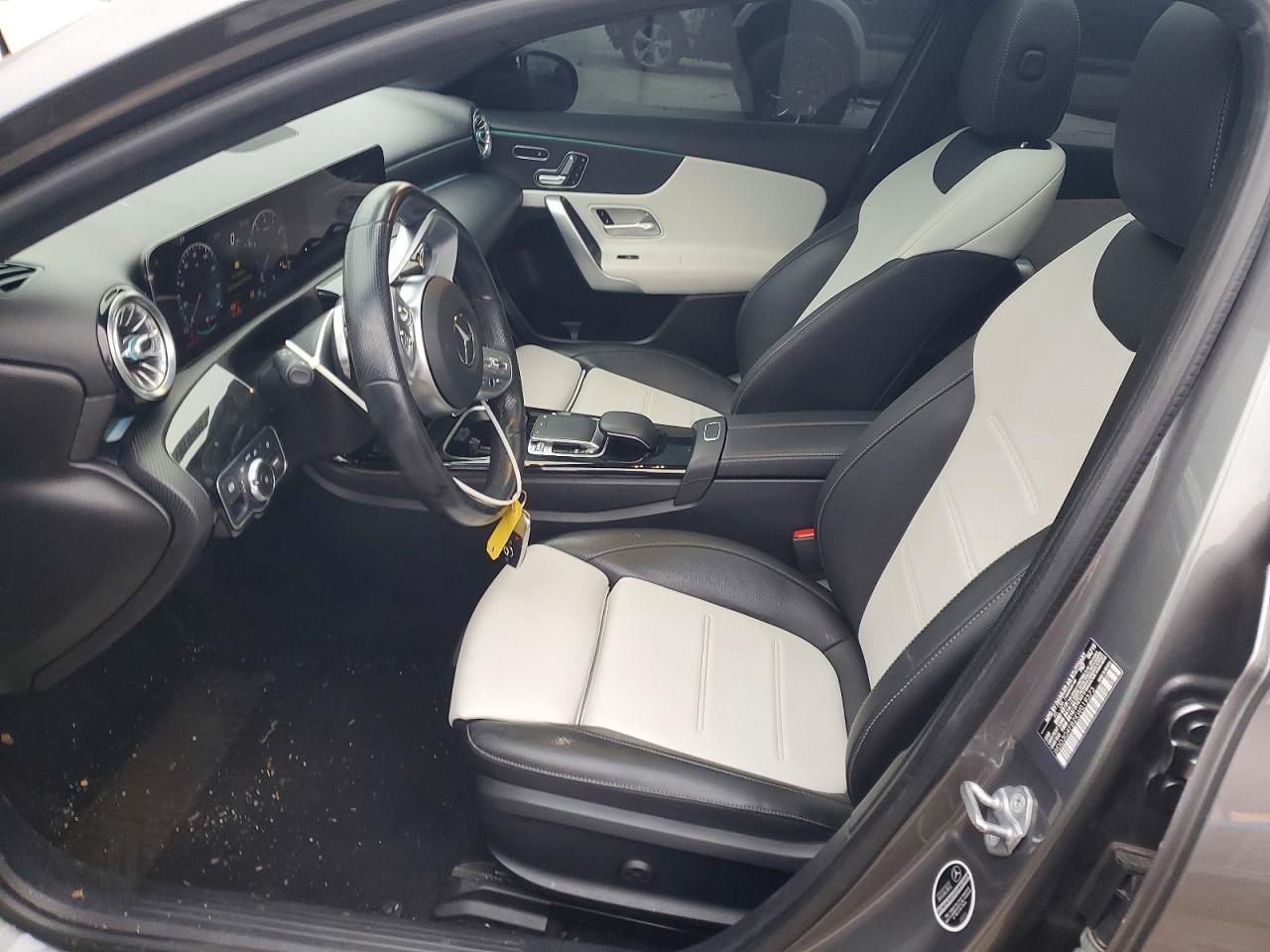 2019 Mercedes-Benz A 220 4Matic - Фото 7