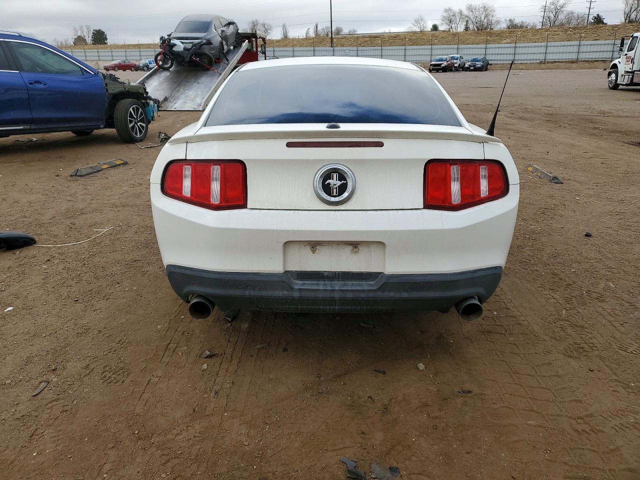 2011 Ford Mustang - Фото 6