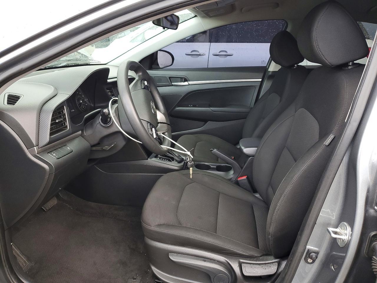 2019 Hyundai Elantra Se - Фото 7