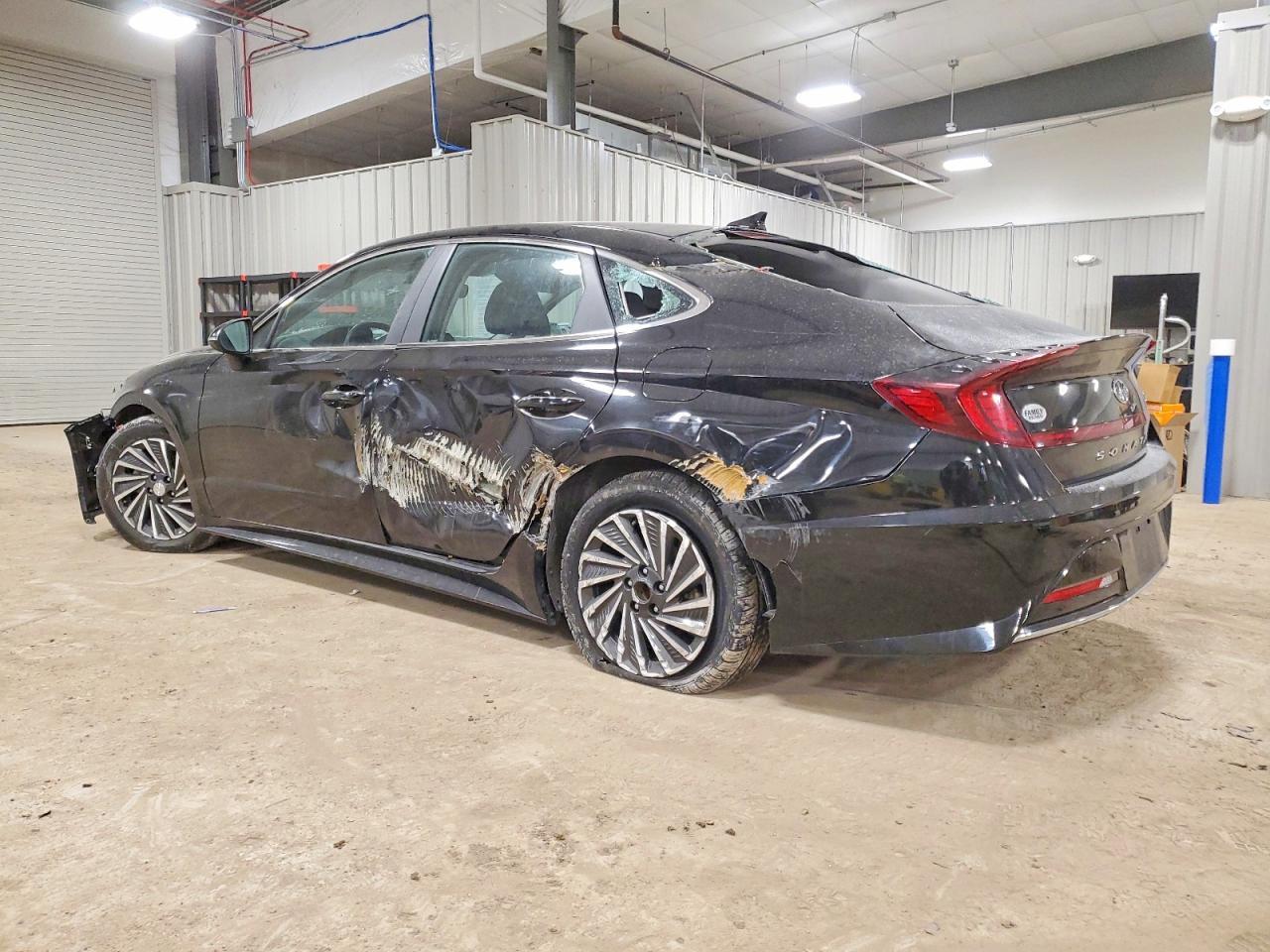 2022 Hyundai Sonata Hybrid - Фото 2