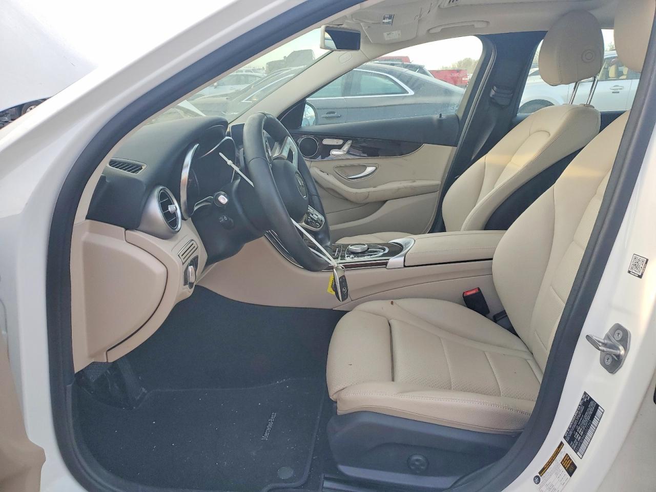 2020 Mercedes-Benz C 300 4Matic - Image 7