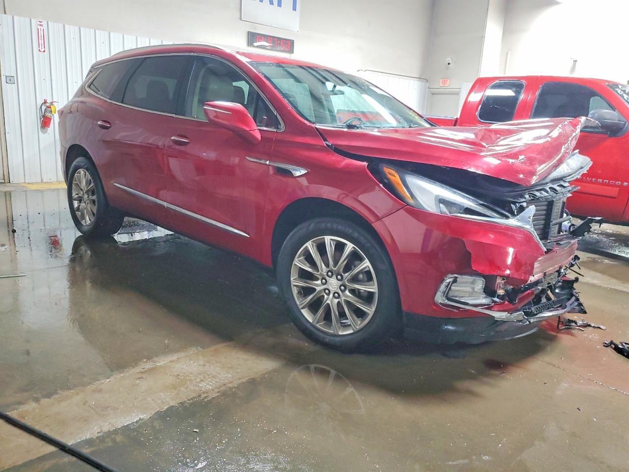 2018 Buick Enclave Essence - Image 4